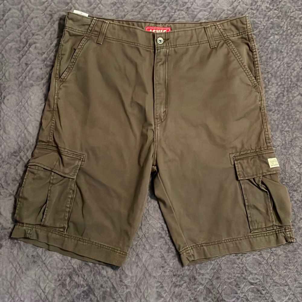 Levi’s Cargo Shorts